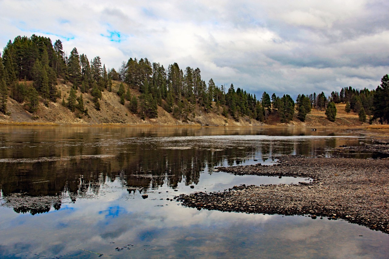 Yellowstone river2