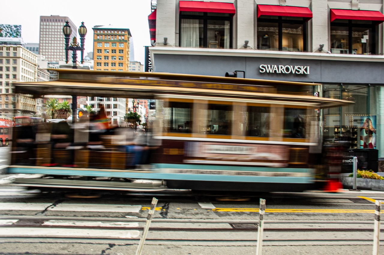 Cable Car blur