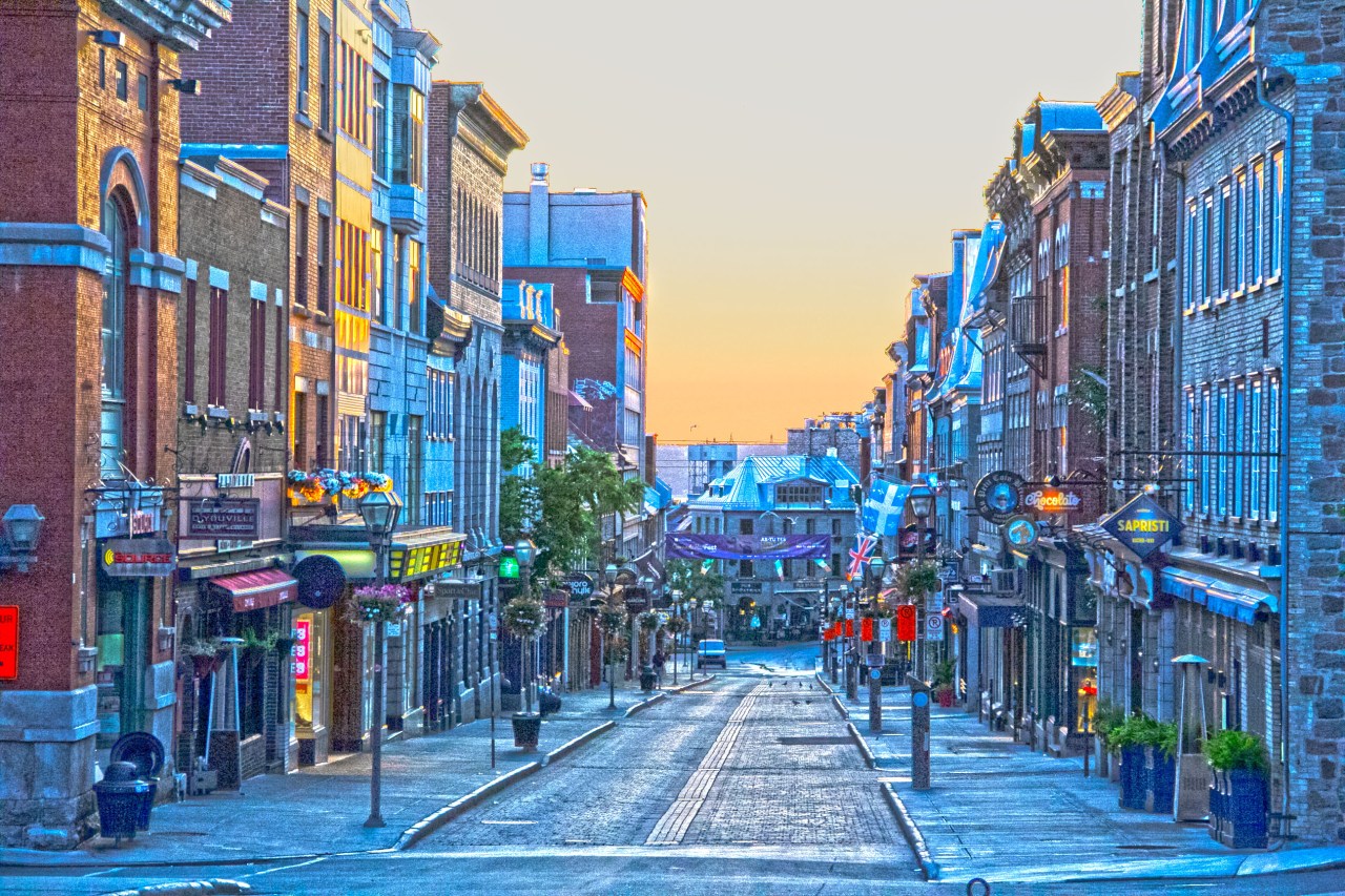 Sunrise Rue St. Jean Quebec City